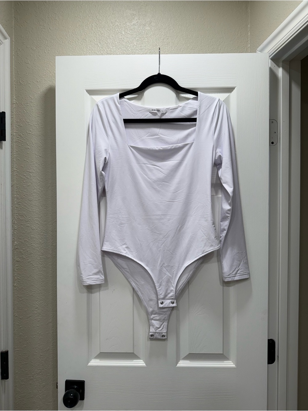 ReoRia White Long Sleeve Square Neck Bodysuit